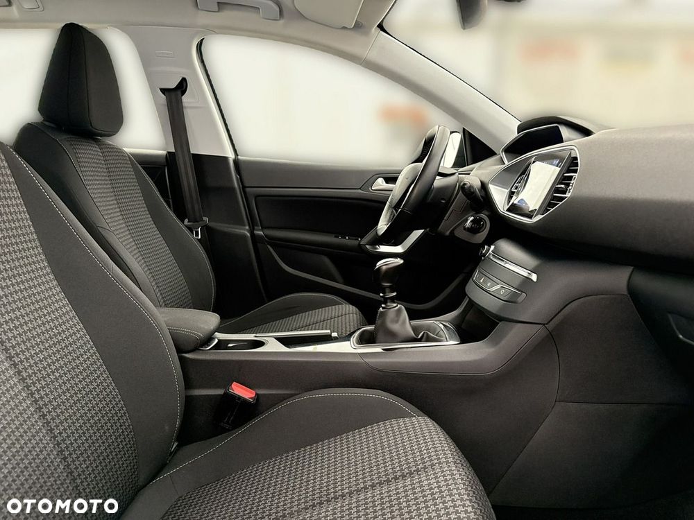 Peugeot 308 - 21