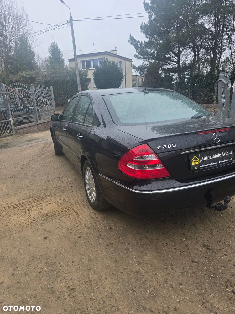 Mercedes-Benz Klasa E 280 CDI 4Matic Automatik Elegance DPF - 13