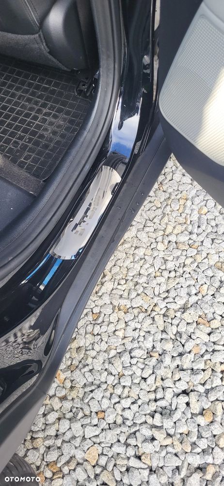 Kia Stonic 1.2 L Business Line - 36