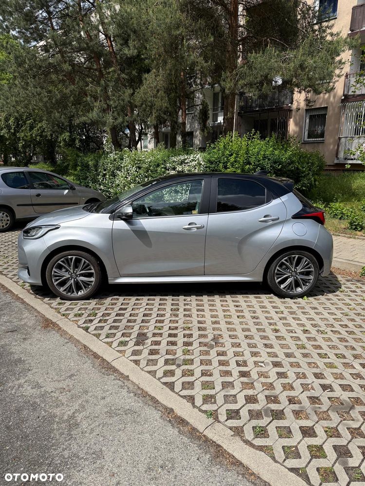 Toyota Yaris Hybrid 1.5 Executive - 2