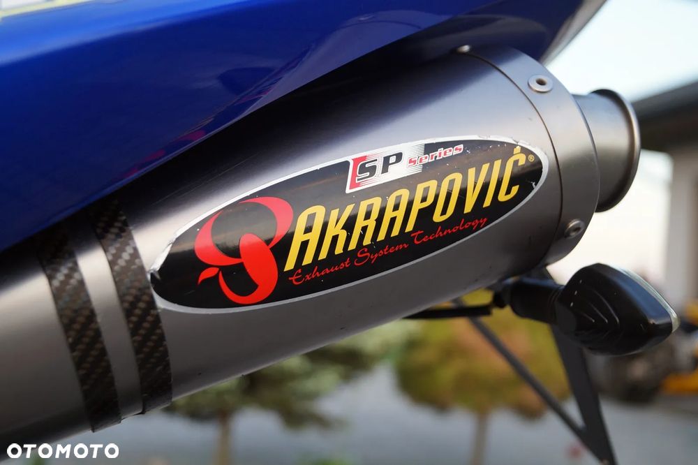 Yamaha R1 - 14