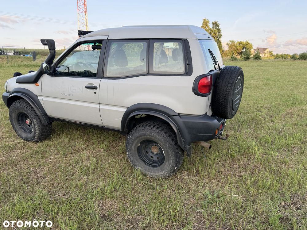 Nissan Terrano - 5