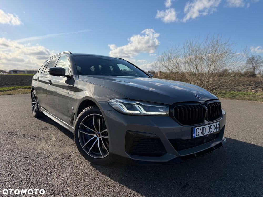 BMW Seria 5 520d xDrive - 9
