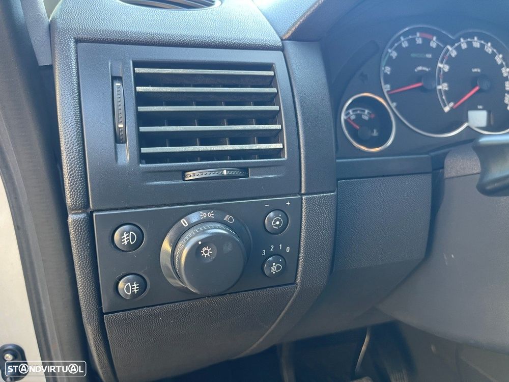 Opel Meriva 1.3 CDTI Cosmo - 27