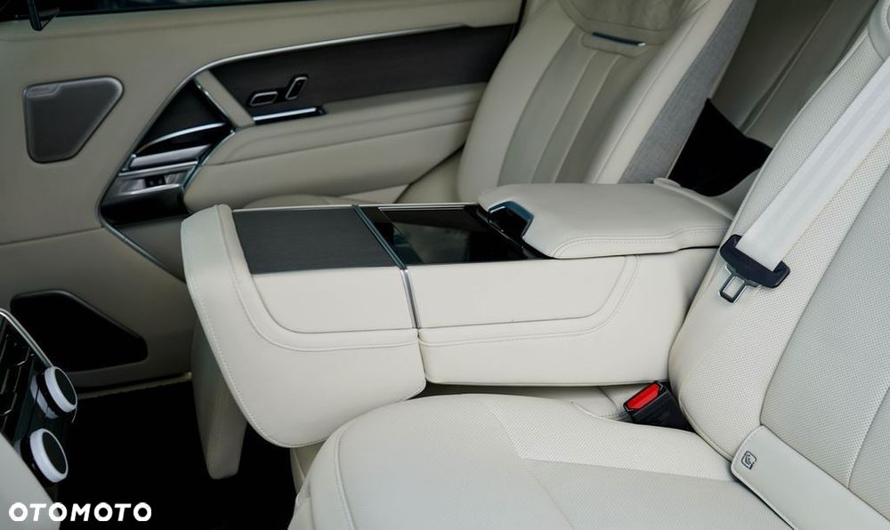 Land Rover Range Rover - 31