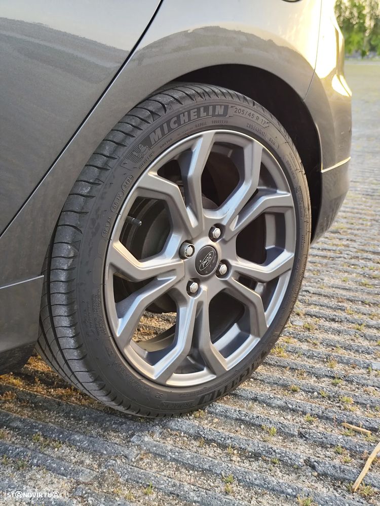 Ford Fiesta 1.0 EcoBoost MHEV ST-Line - 19