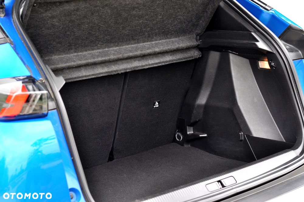 Peugeot 2008 1.5 BlueHDi Allure Pack S&S EAT8 - 35