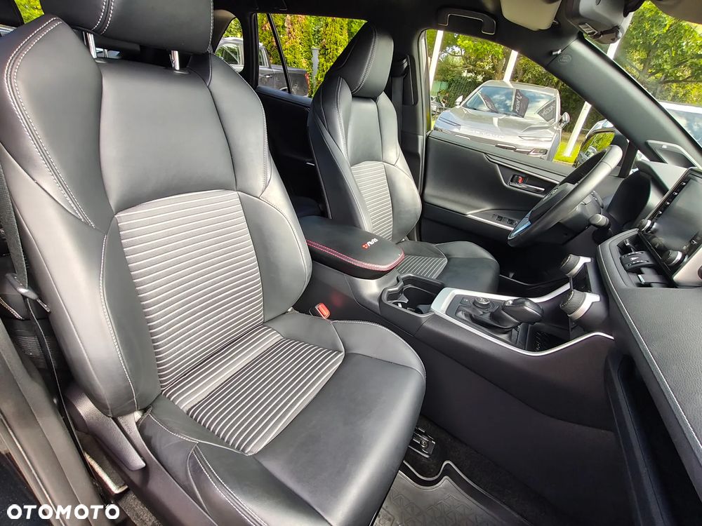 Toyota RAV4 2.5 Hybrid Black Edition by JBL 4x4 - 18