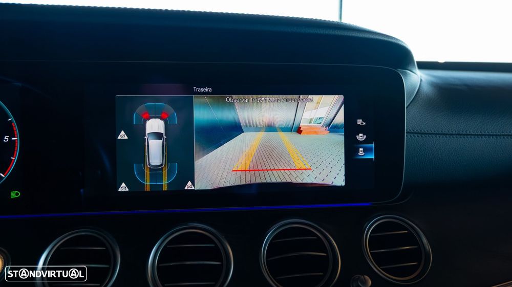 Mercedes-Benz E 220 d AMG Line - 20