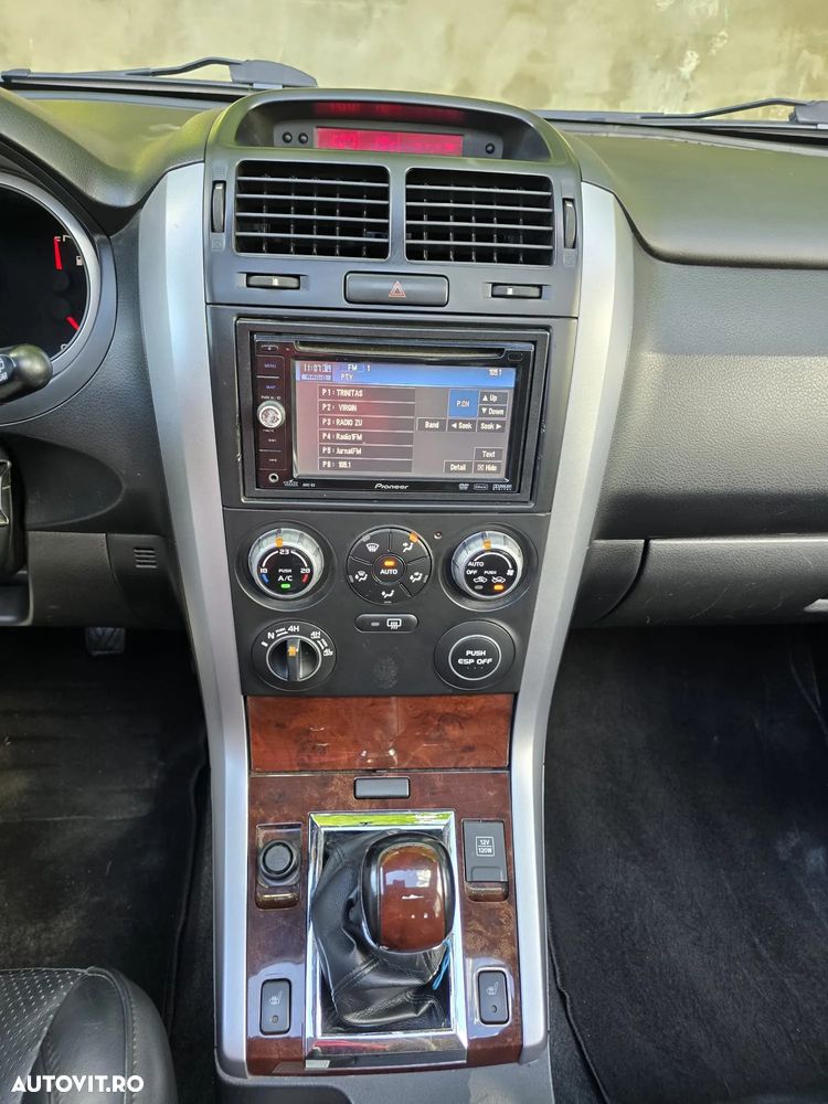Suzuki Grand Vitara 1.9 DDIS JLX Navi - 18