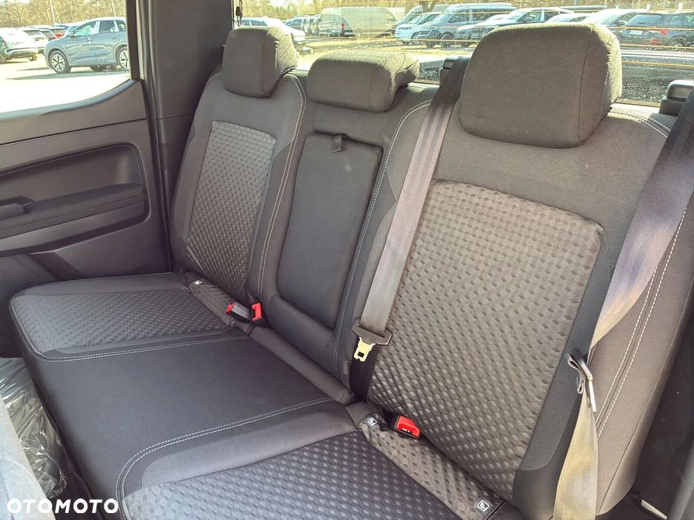 Volkswagen Amarok - 6