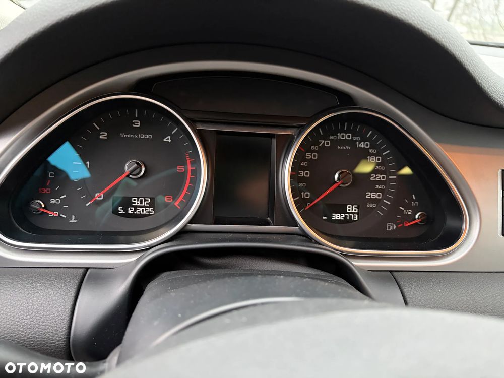 Audi Q7 3.0 TDI DPF clean diesel Quattro Tiptronic - 17