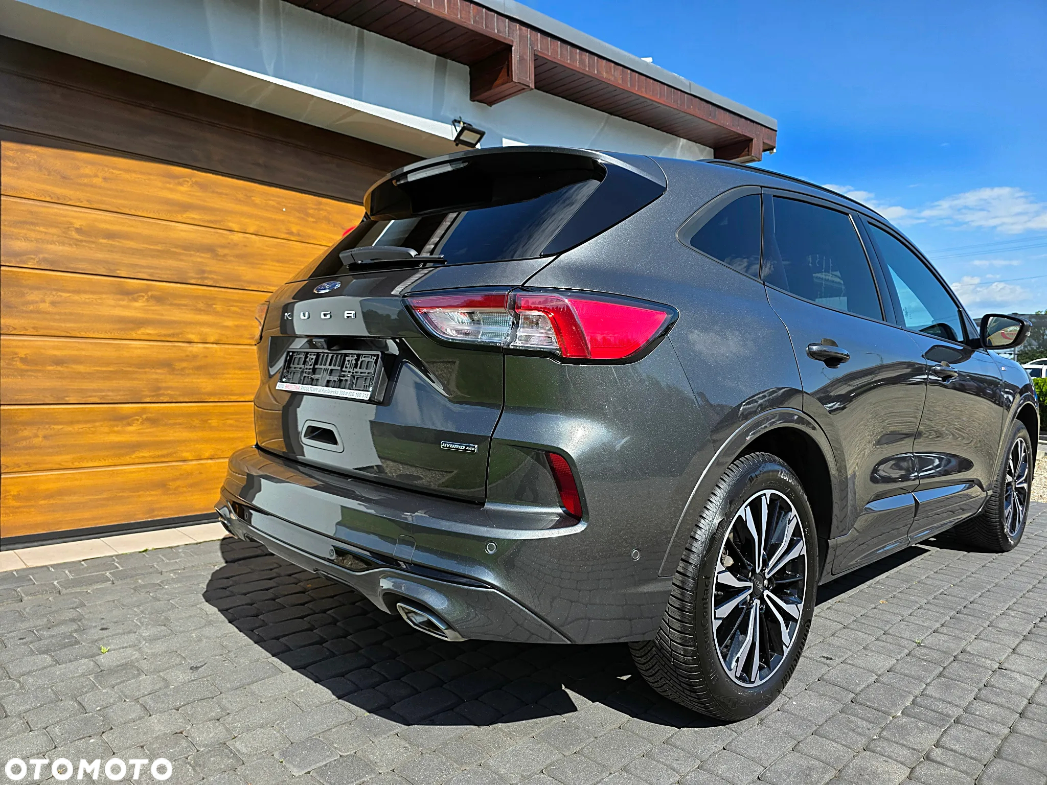 Ford Kuga 2.5 Duratec FHEV 4x4 ST-LINE X - 9