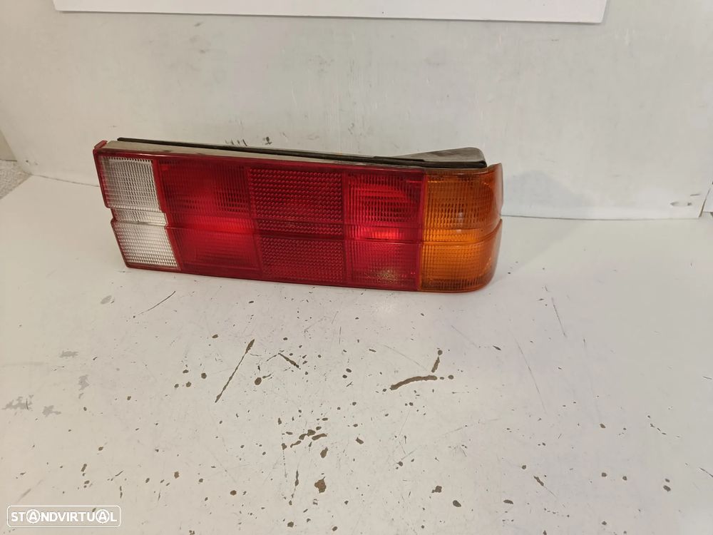 Farol farolim direito BMW e30 fase 1 - 7
