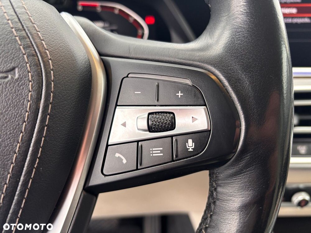 BMW X5 xDrive30d - 23