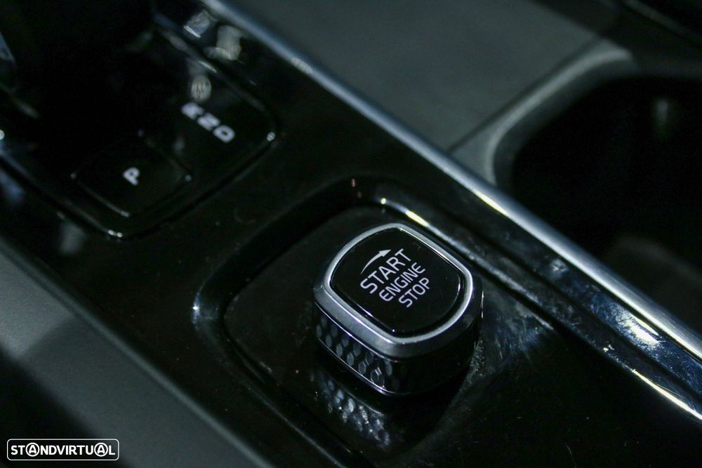 Volvo XC 60 2.0 T6 PHEV Plus Dark AWD - 31