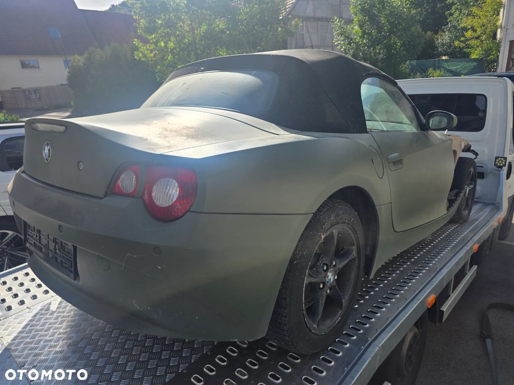 BMW Z4 2.2i - 1