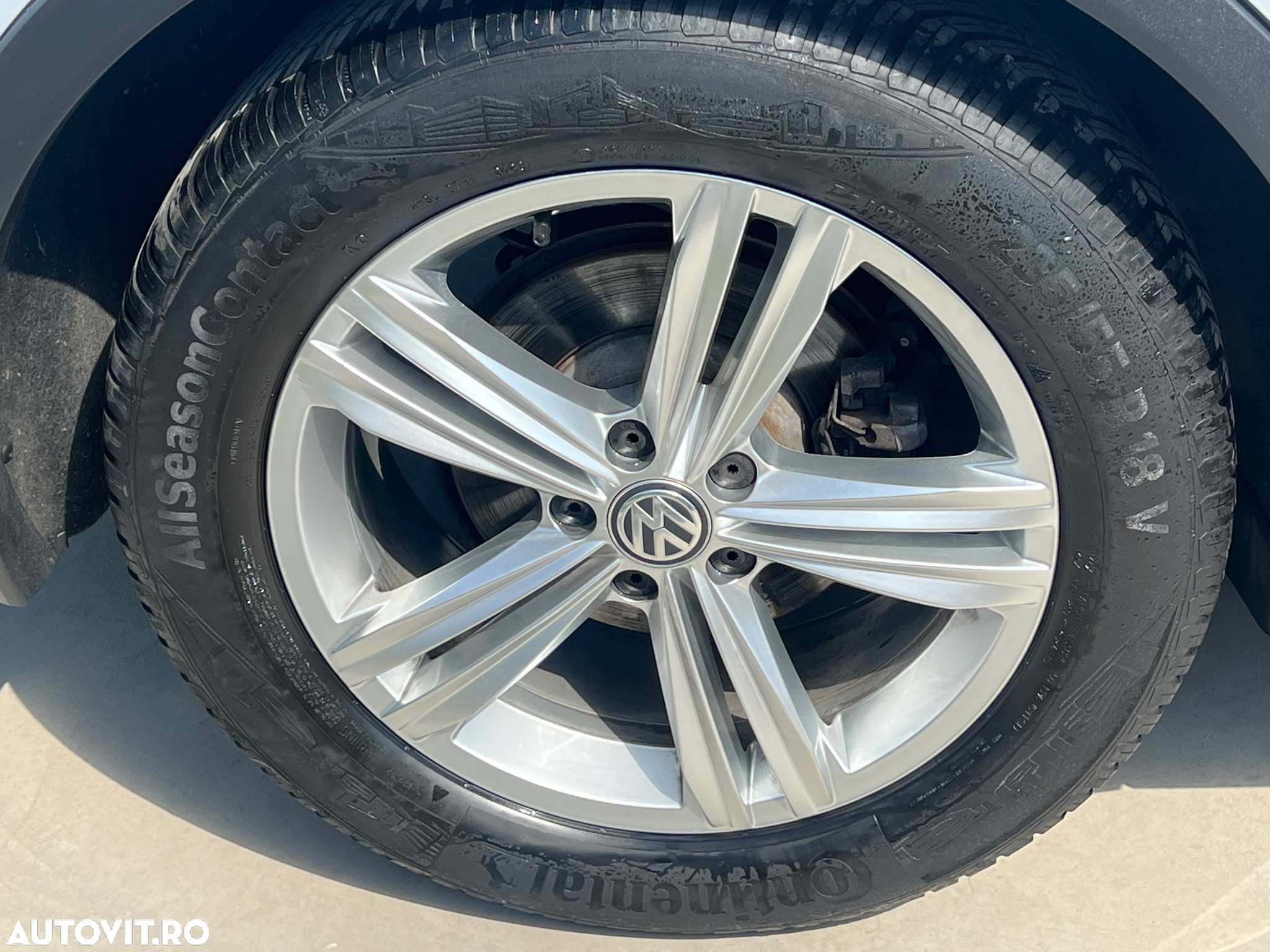 Volkswagen Tiguan 2.0 TDI SCR R-Line - 18