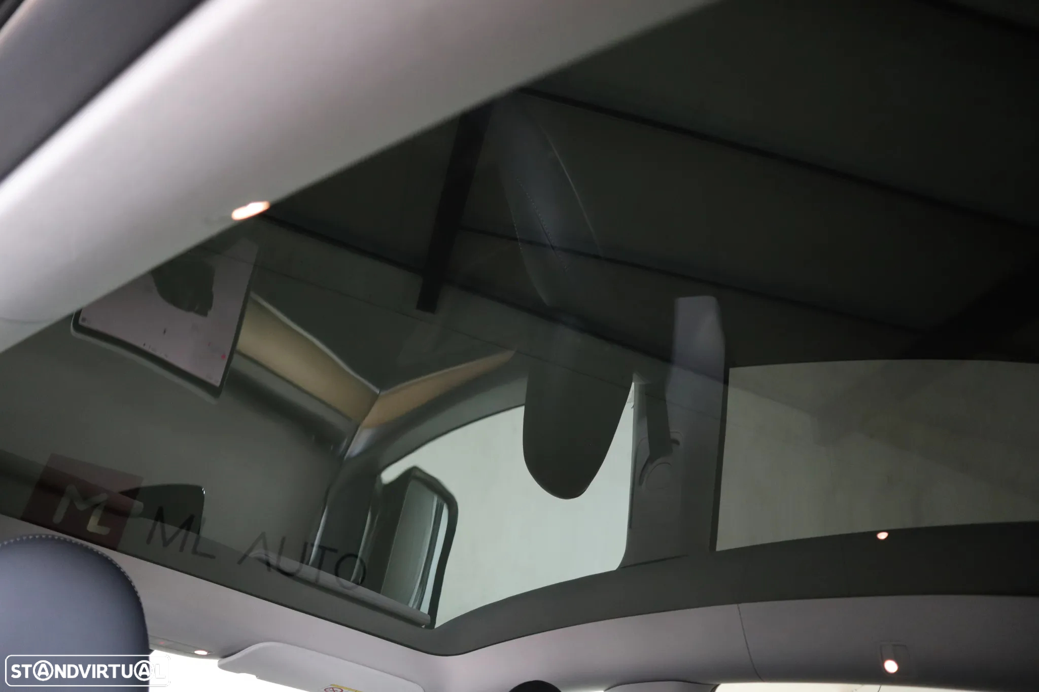 Tesla Model Y RWD - 10