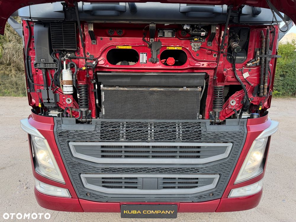 Volvo FH 500 XXL TELEWIZOR / KSENONY / FULL SPOJLERY / LAKIER METALIK / DŁUGA RAMA AKUMULATORY Z TYŁU / LAMPY LED / NAJWIĘKSZA KABINA XXL z TV / 2017 ROK !! - 8