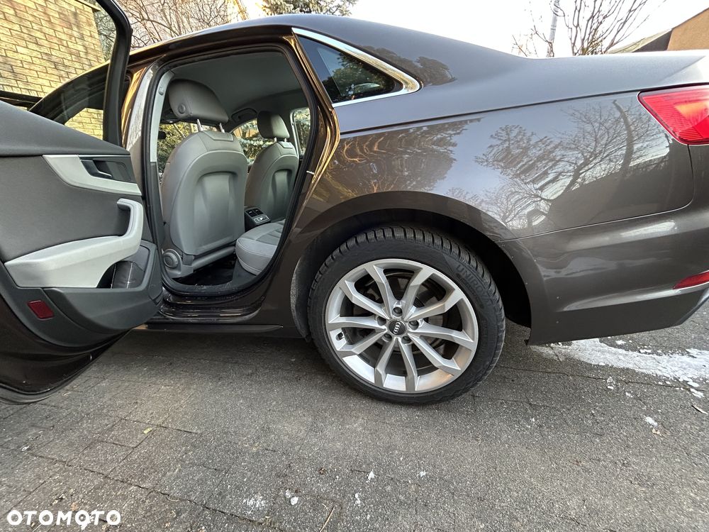 Audi A4 Limousine 2.0 TDI Sport S tronic - 4