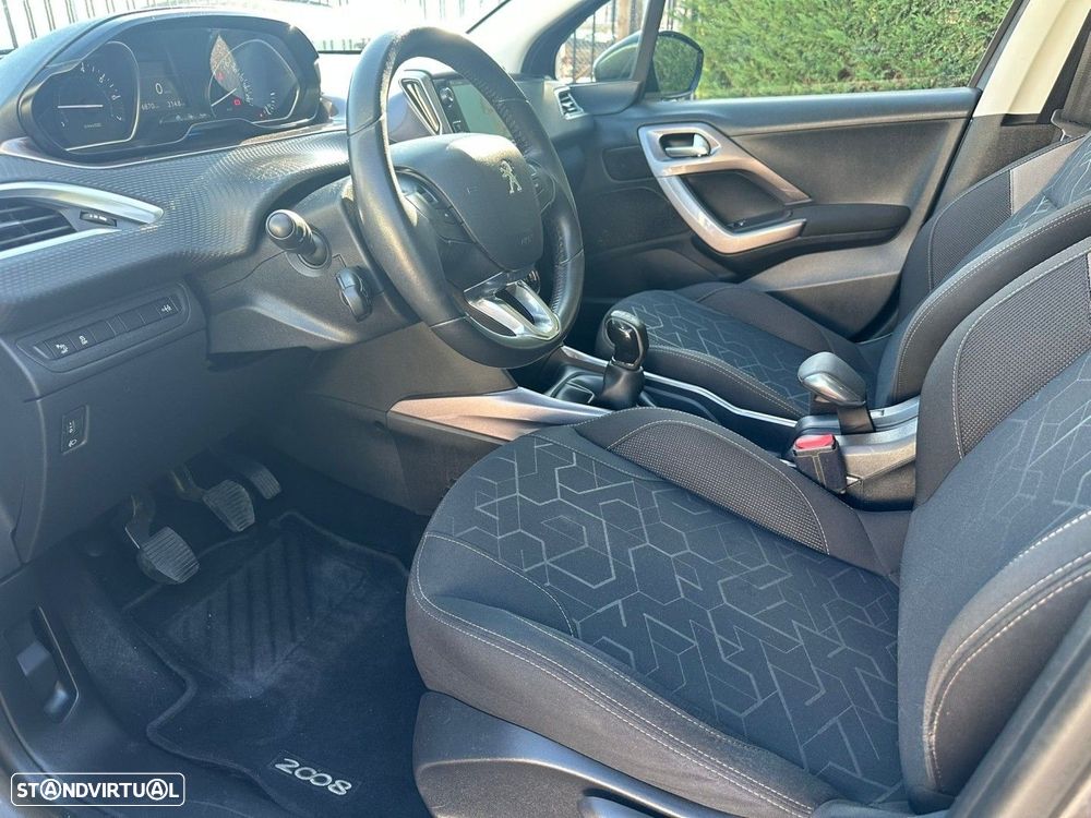 Peugeot 2008 1.2 PureTech Active - 7