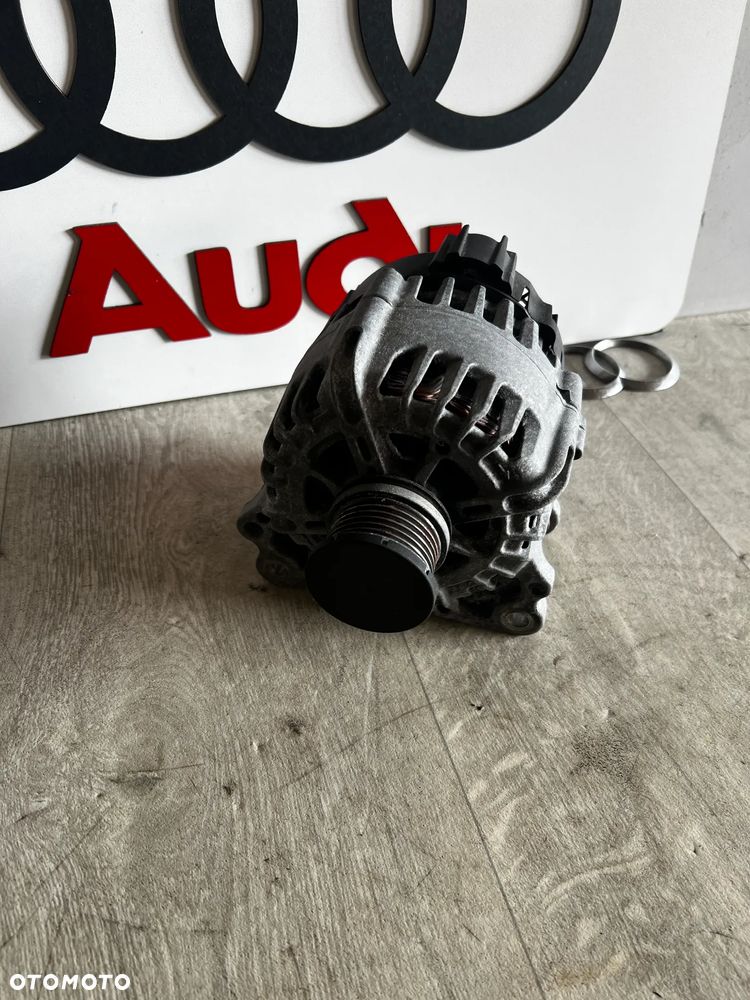 ALTERNATOR ORYGINAŁ 04L903024 SUPERB III 3V VW PASSAT B8 - 1