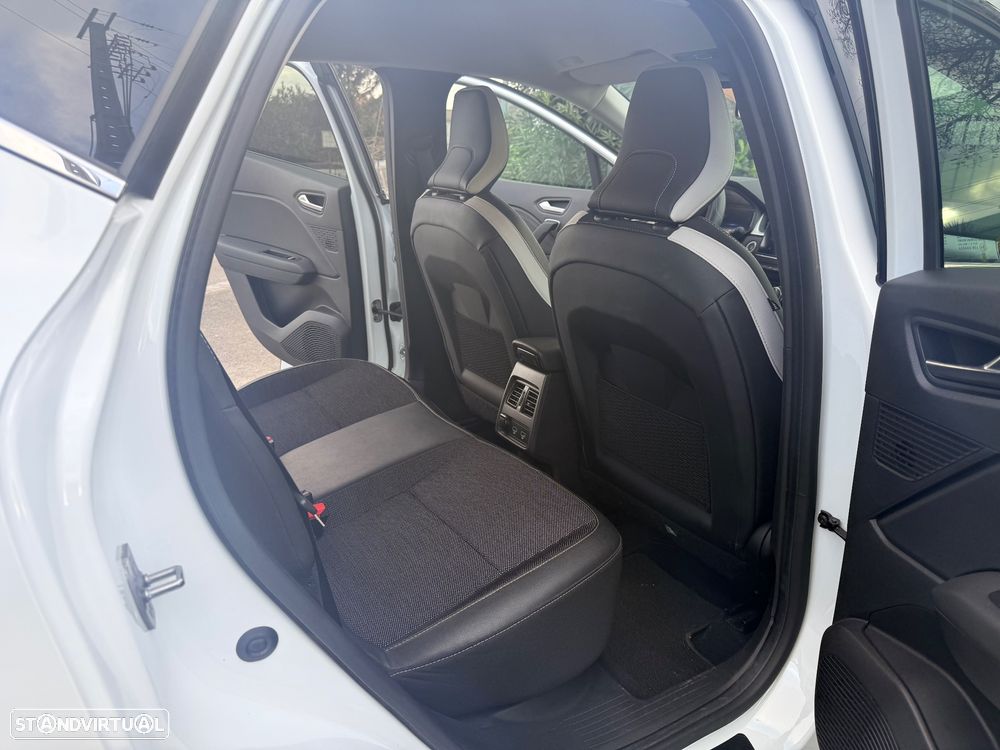 Renault Captur 1.6 E-Tech Intens - 15