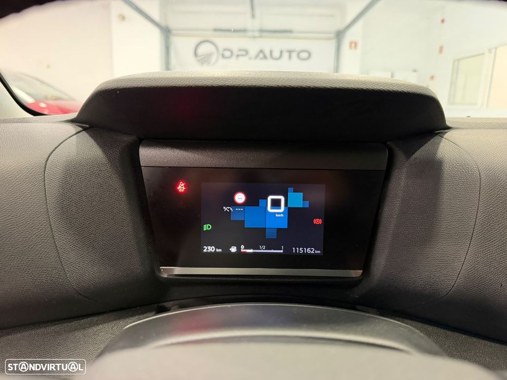 Citroën C4 PureTech 130 Stop&Start FEEL PACK - 23