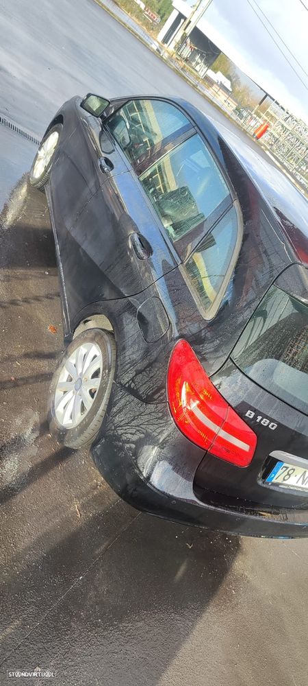 Mercedes-Benz B 180 CDI BlueEFFICIENCY - 5