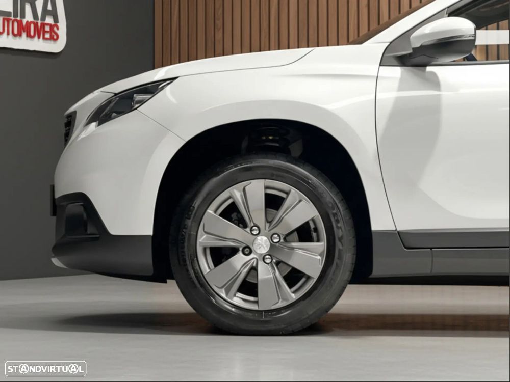 Peugeot 2008 1.2 PureTech Style - 12