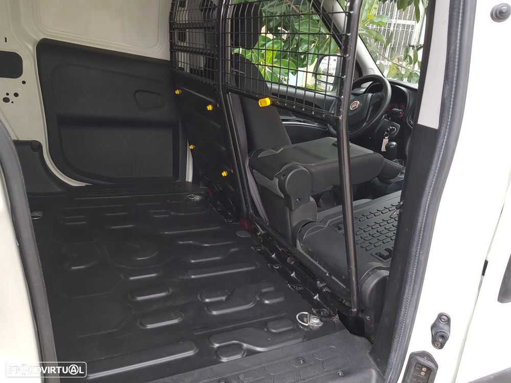 Fiat Doblo 3 Lugares - 55