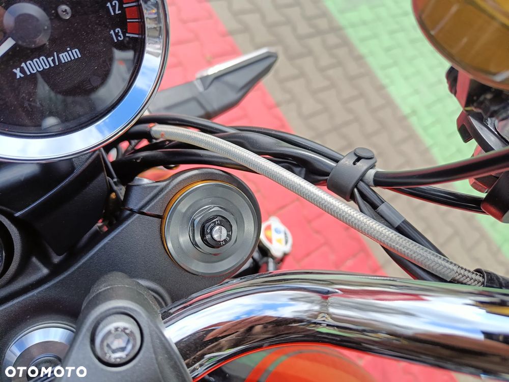 Kawasaki Z 900 RS - 13
