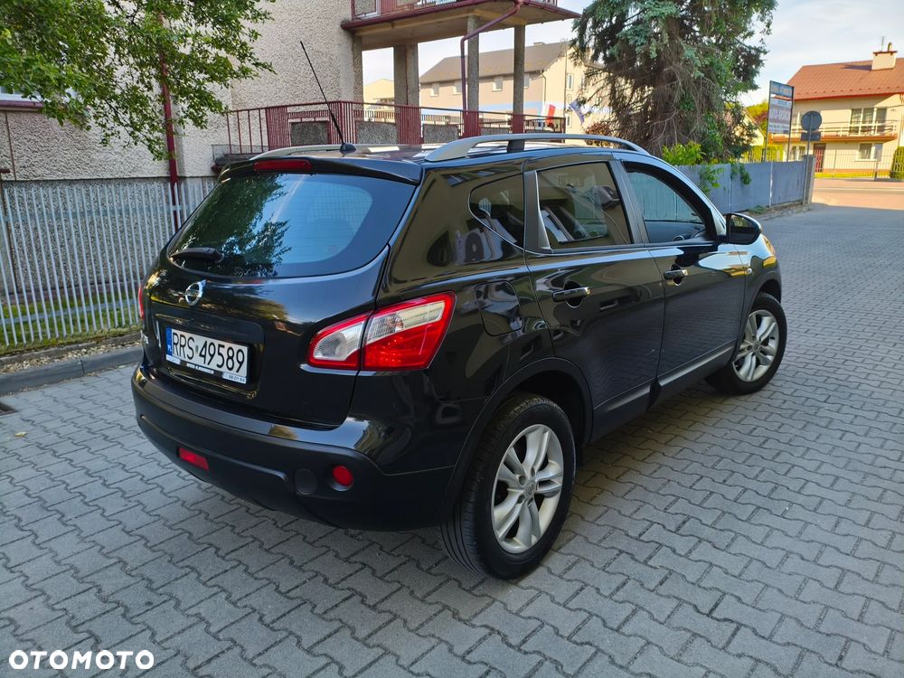 Nissan Qashqai 2.0 dCi 4 x 4 DPF tekna - 15