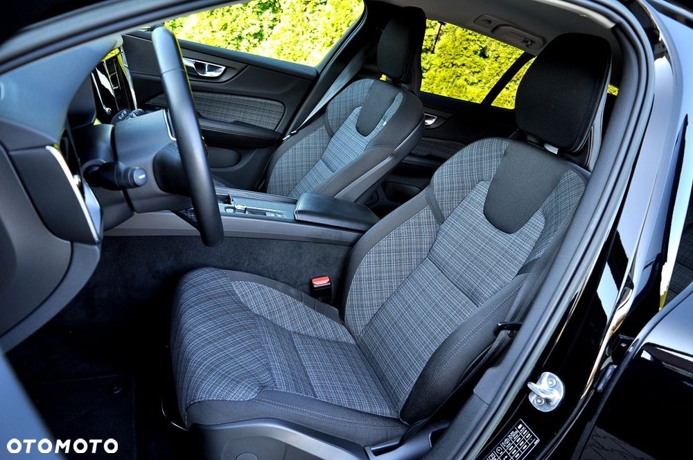 Volvo V60 B3 B Geartronic Momentum - 22