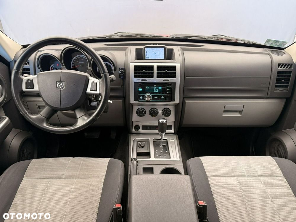 Dodge Nitro 2.8 CRD DPF Automatik SXT - 4