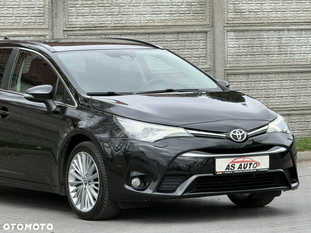 Toyota Avensis 1.8 Premium - 31
