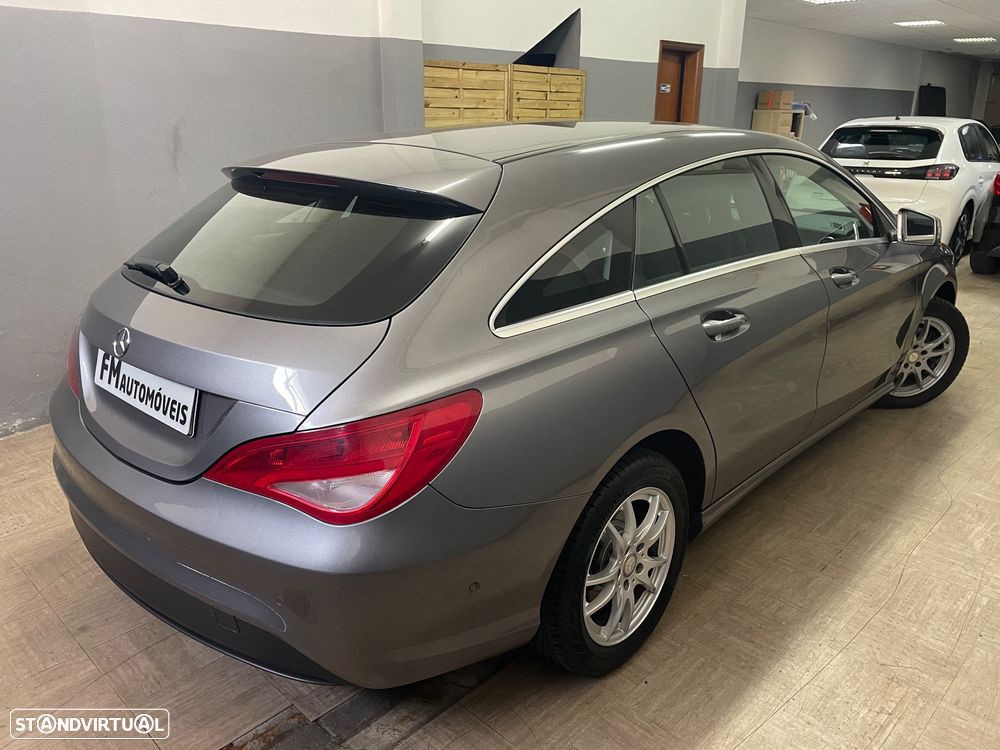 Mercedes-Benz CLA 180 d Shooting Brake Urban Aut. - 2