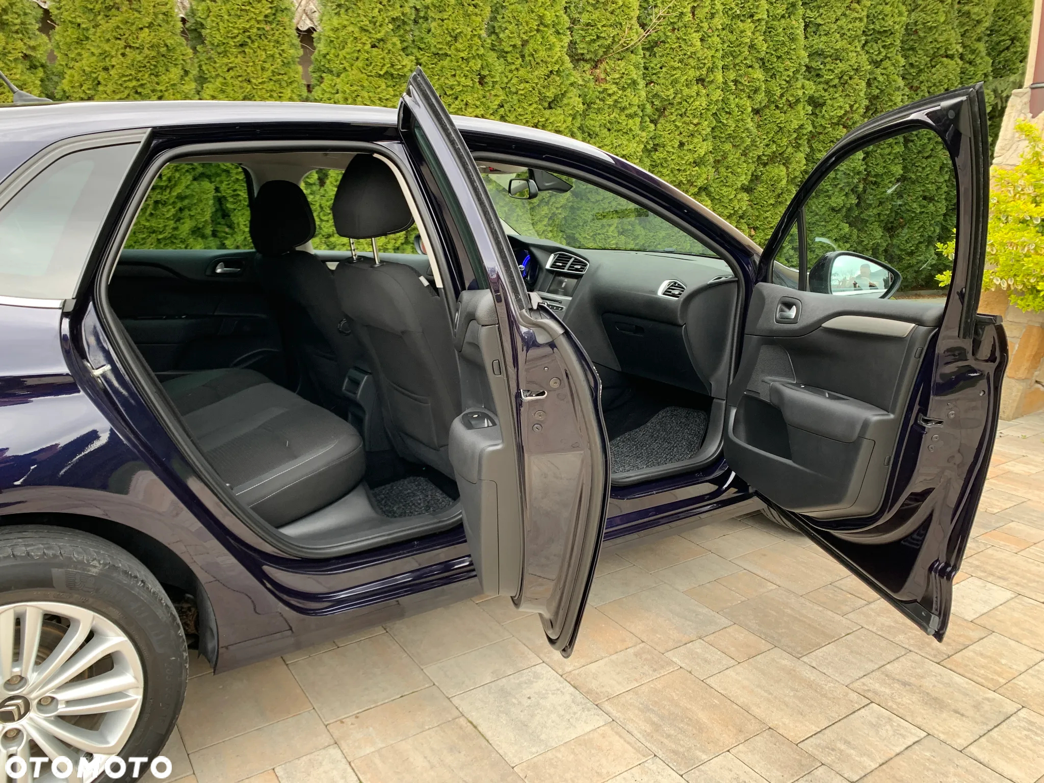 Citroën C4 BlueHDi 120 Stop&Start EAT6 Shine - 6