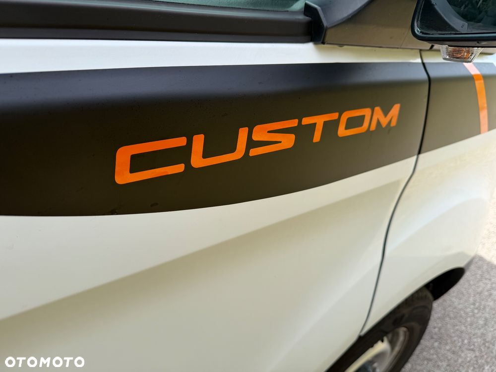 Ford TRANSIT CUSTOM - 22