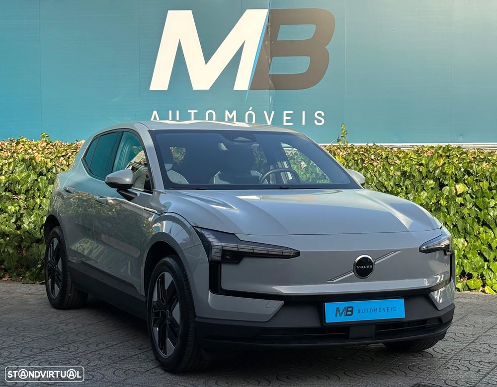 Volvo EX30 Single Motor Extended Range RWD Core - 2