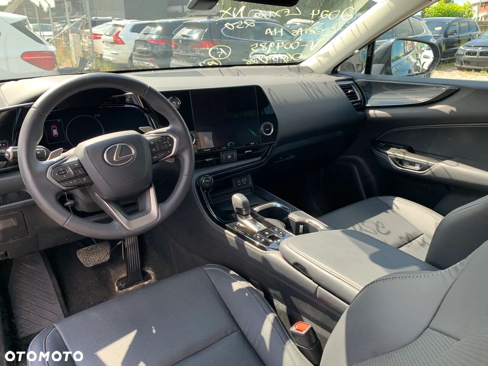 Lexus NX - 17
