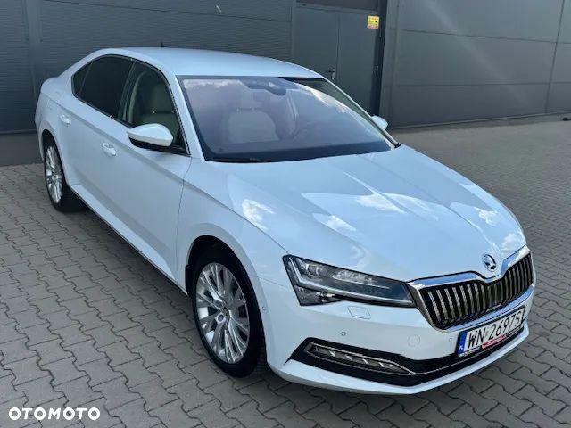 Skoda Superb 2.0 TDI SCR Style DSG - 39