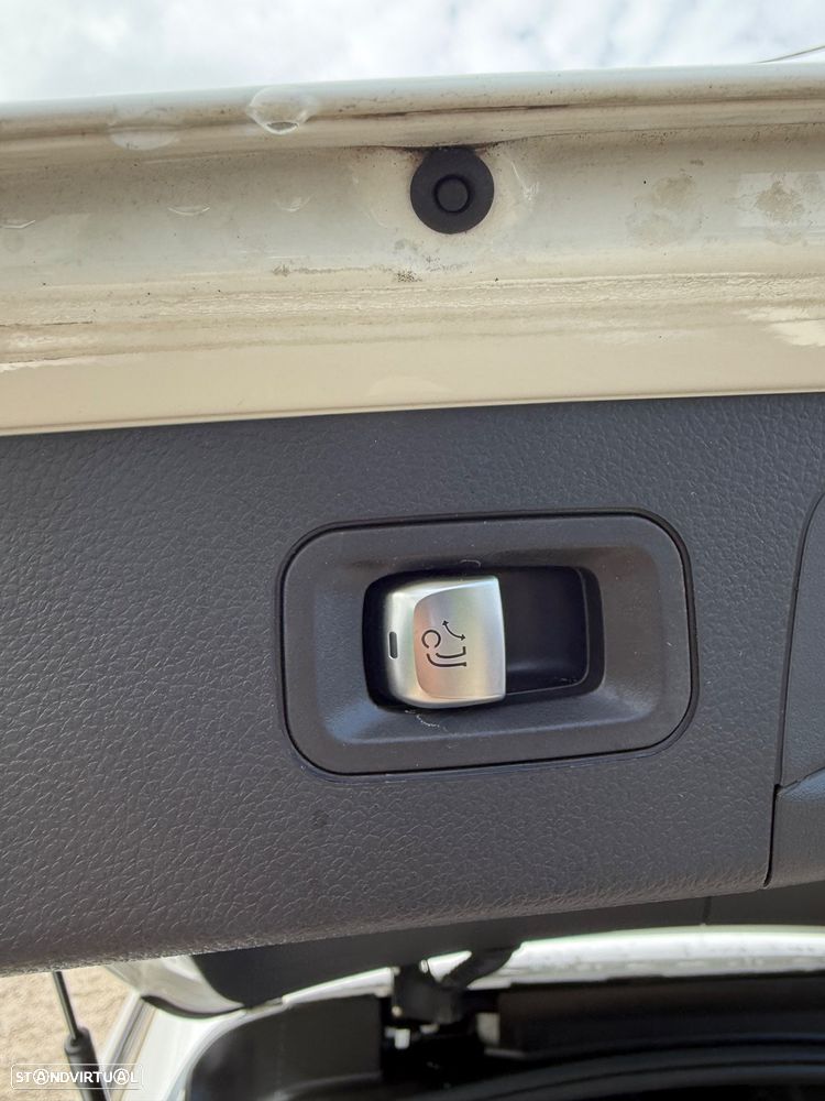 Mercedes-Benz GLC 300 - 32