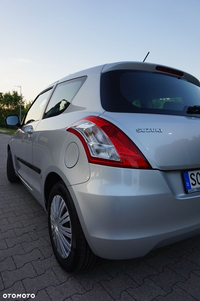 Suzuki Swift - 12