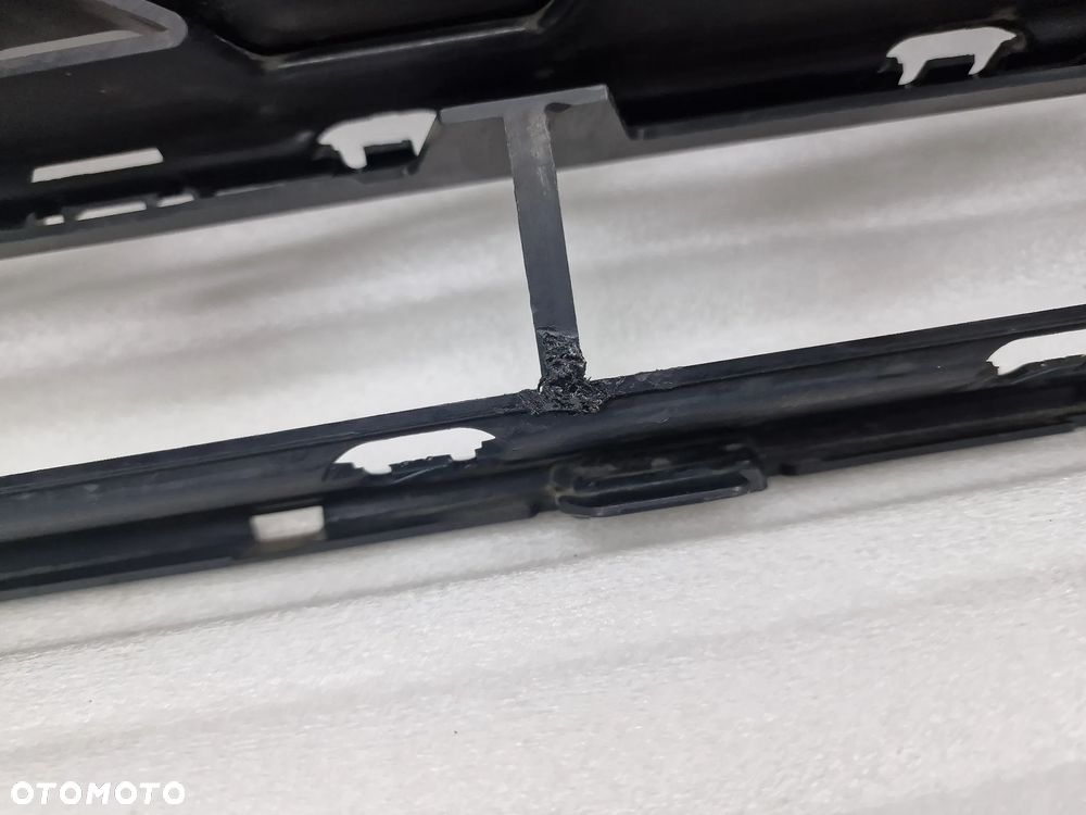 MINI F60 LIFT S COUNTRYMAN 19- KRATKA ŚRODKOWA ZDERZAKA PRZEDNIEGO PRZÓD / ATRAPA / GRILL , NR 7931641 , NR AUKCJI KR323 - 11