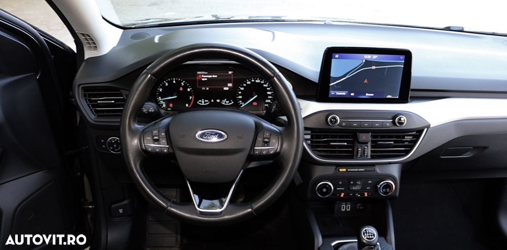 Ford Focus 1.0 EcoBoost Hybrid ACTIVE DESIGN - 5