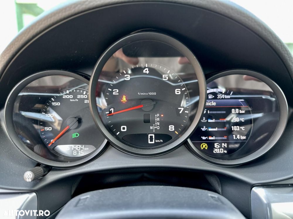 Porsche Cayman 718 T PDK - 15