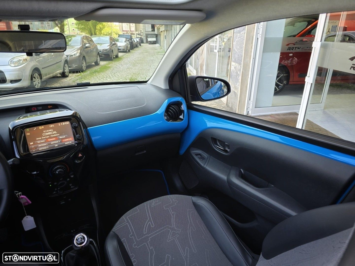Toyota Aygo 1.0 X-Play Plus - 24