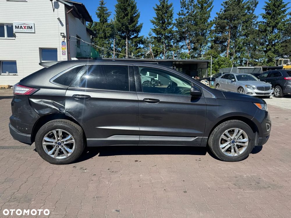 Ford Edge - 4